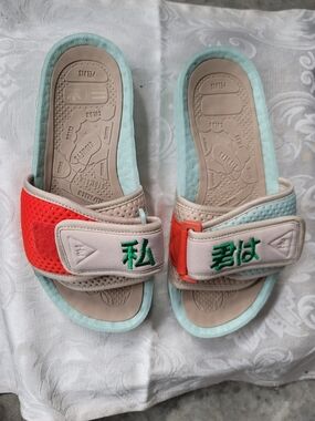 Adidas Japanese Characters Slide Sandals Size 4